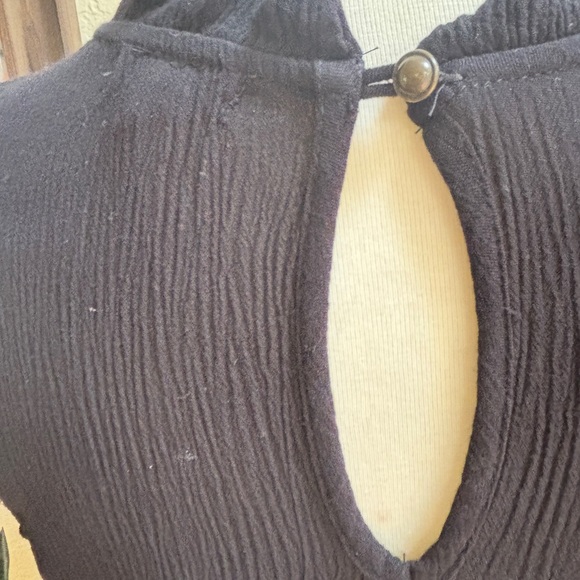 Embroidered Top - Picture 5 of 6